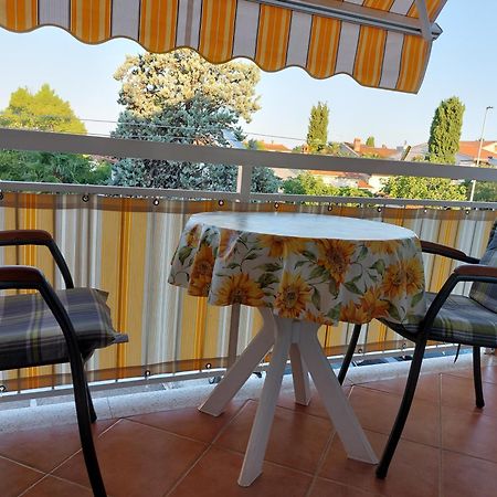 Apartment Ivana,Mali Maj 波雷奇 外观 照片