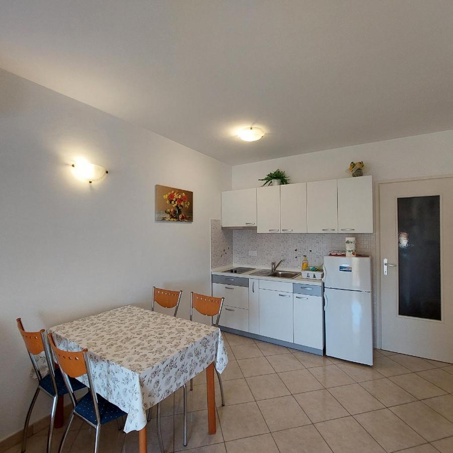Apartment Ivana,Mali Maj 波雷奇 外观 照片